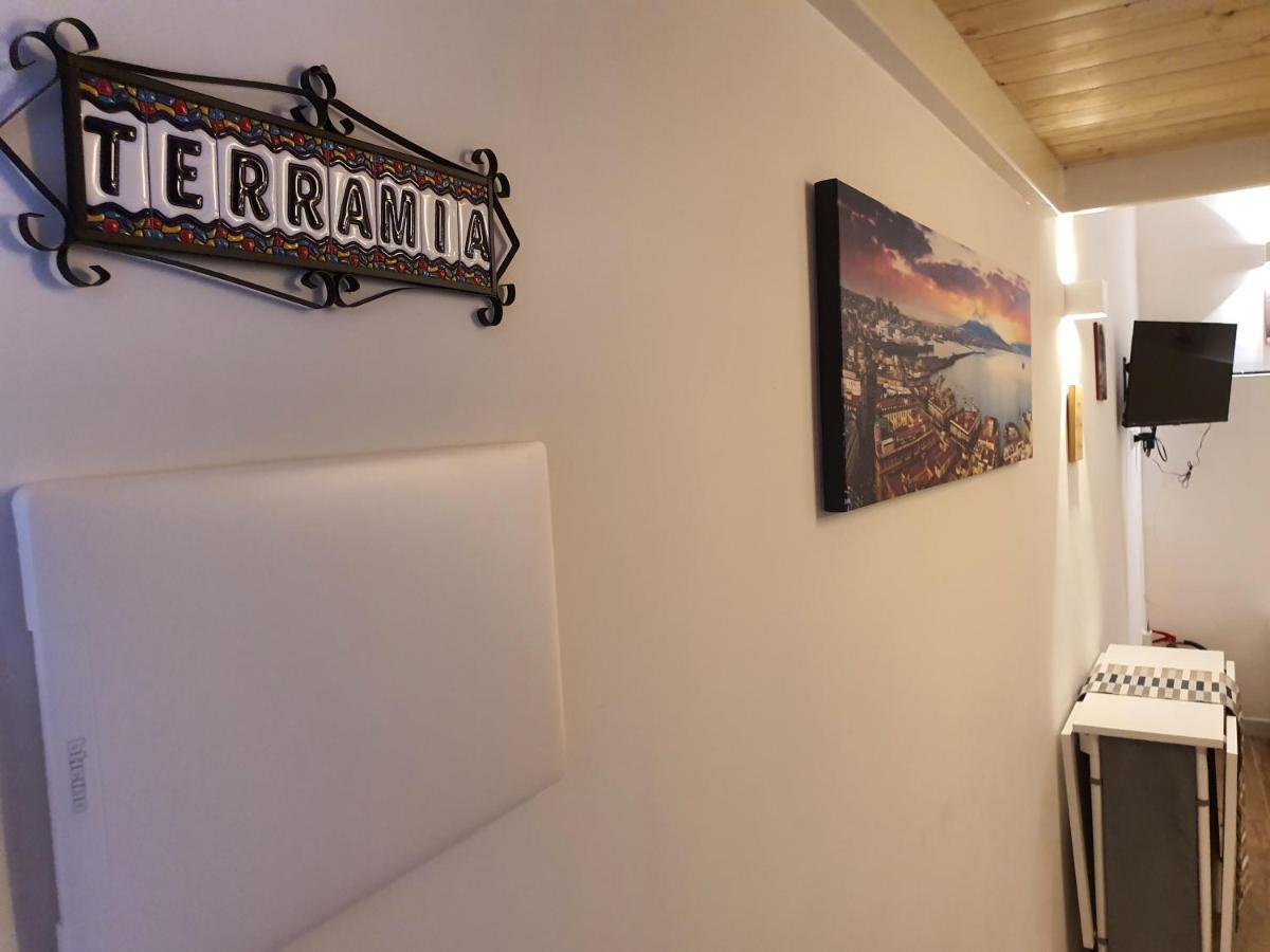 Terramia Holiday House Napoli Esterno foto